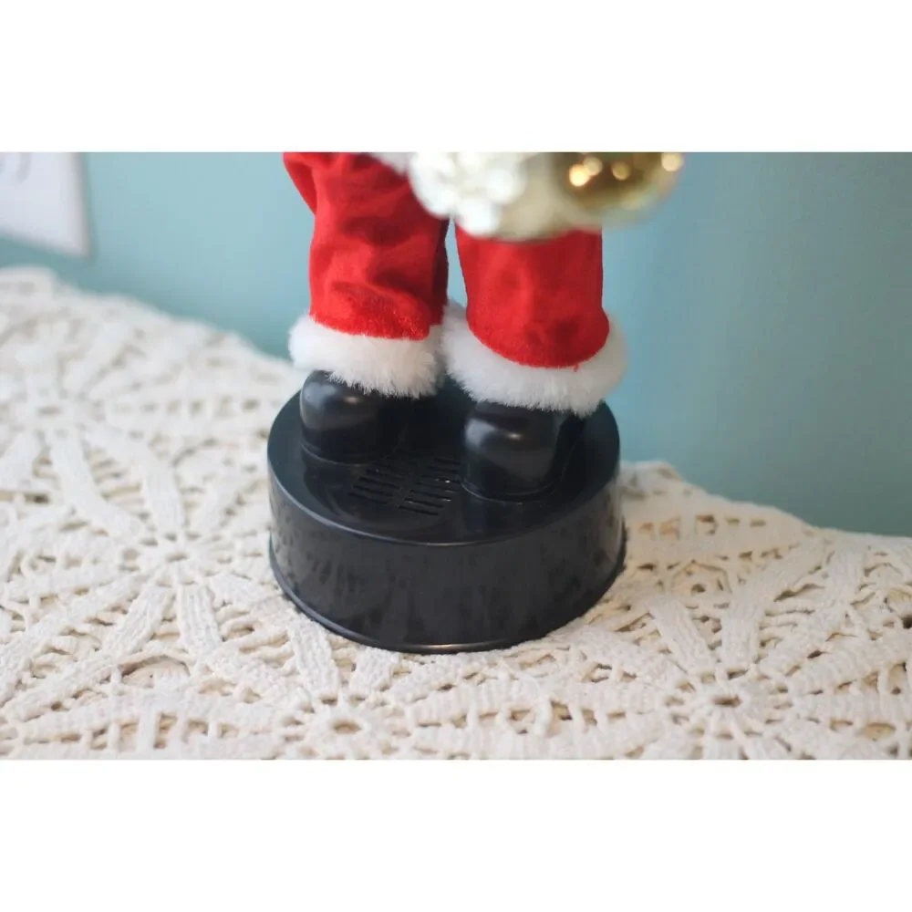 Vintage Dancing Santa Claus with Saxophone (Works)